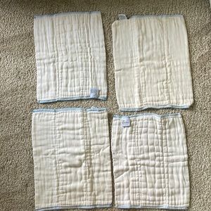 Set of 4 OsoCozy Unbleached Cotton Cloth Diaper Prefolds - Good Condition